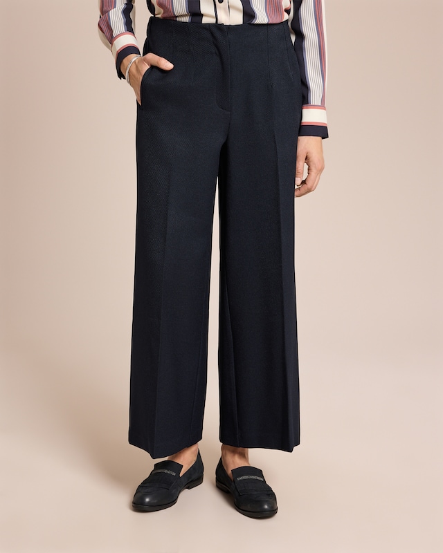 Hose leicht verkürzt