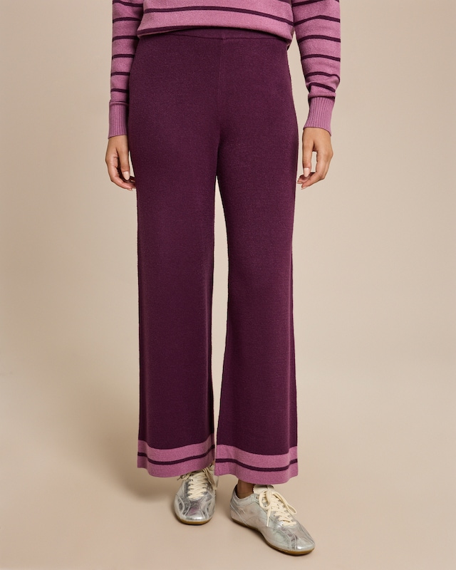 Strickhose mit Streifendetail