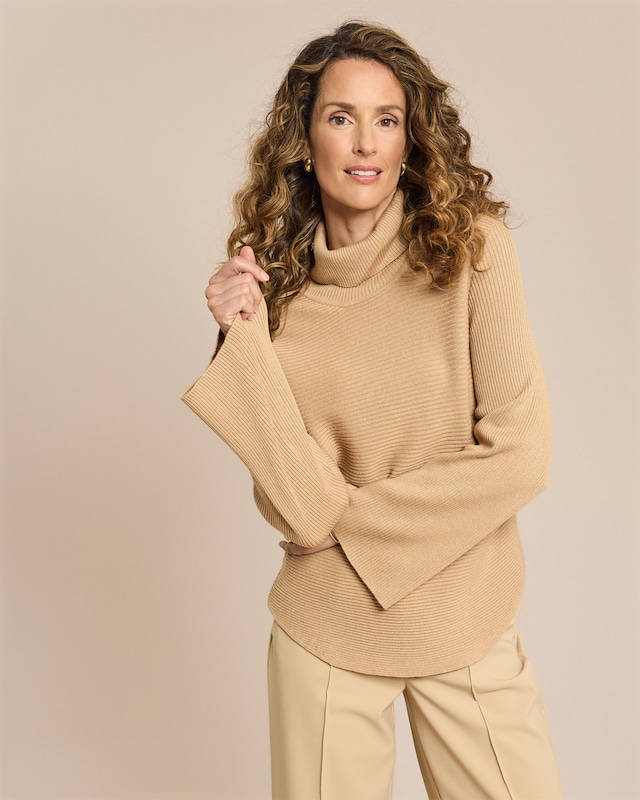 Patentstrickpullover mit Seide