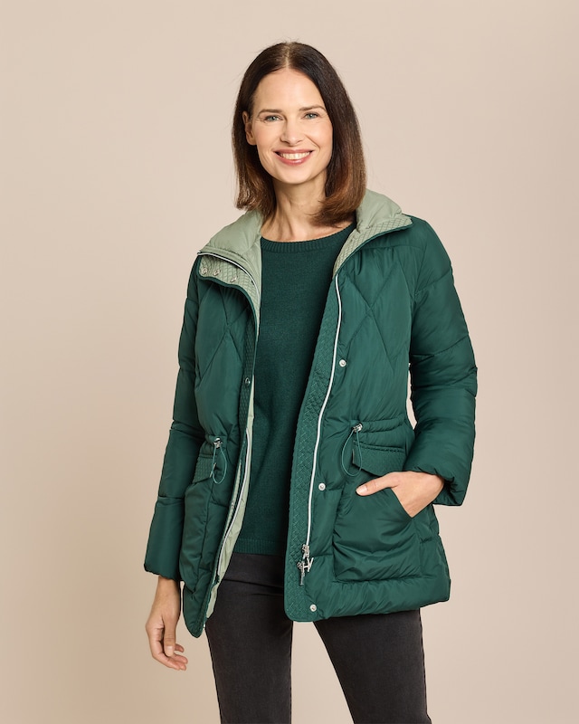 Steppjacke mit aufgesetzten Taschen