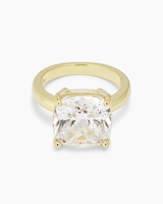 Ring mit Zirkonia im Elisabeth Cut
