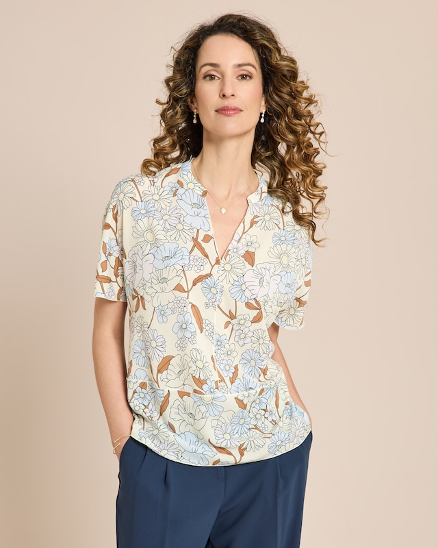 Kurzarm Bluse mit Ziernähten