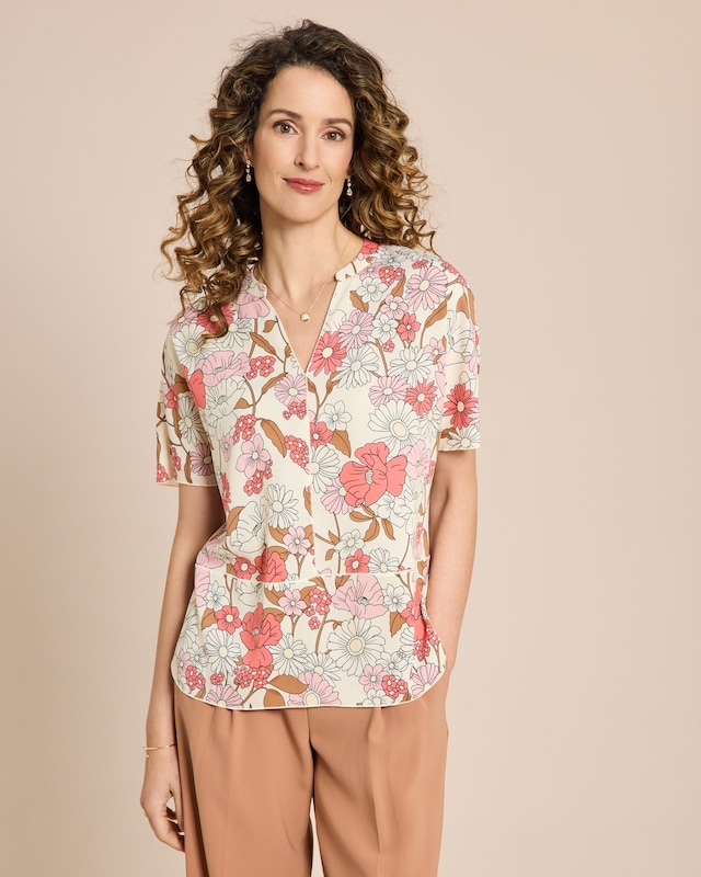 Kurzarm Bluse mit Ziernähten