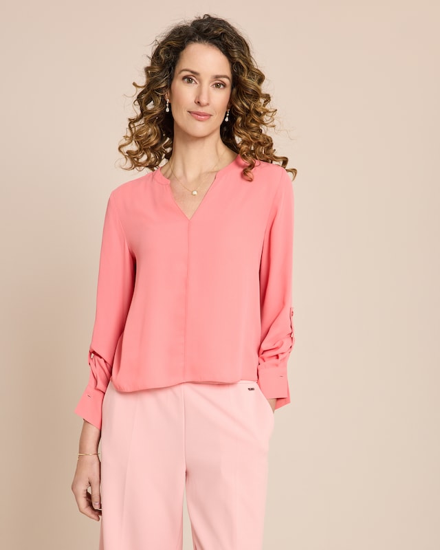 Bluse mit Ziernähten