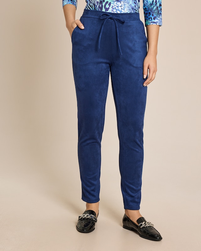 Relaxed Hose in Veloursleder-Optik