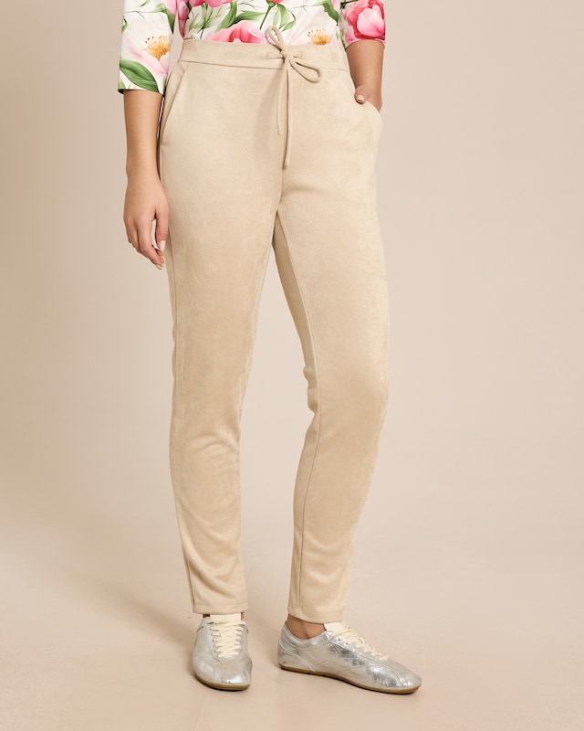 Relaxed Hose in Veloursleder-Optik