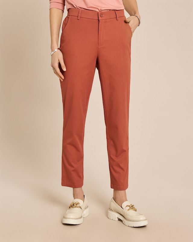Chino in Cotton-Stretch mit Silk-Touch