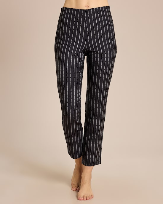 Produktabbildung für Schlupfhose mit Schriftzug