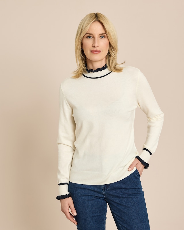 Pullover mit Rüschen und Kontrast