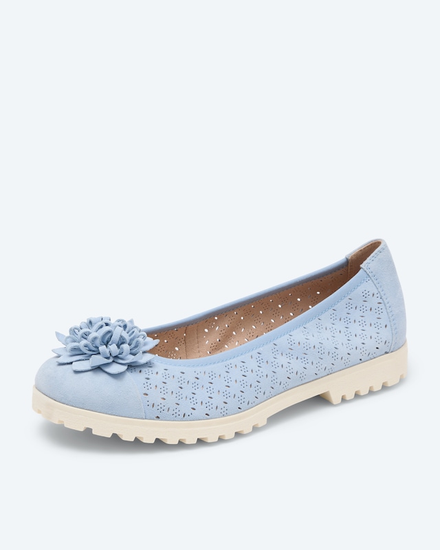 Ballerina mit Blumendeko