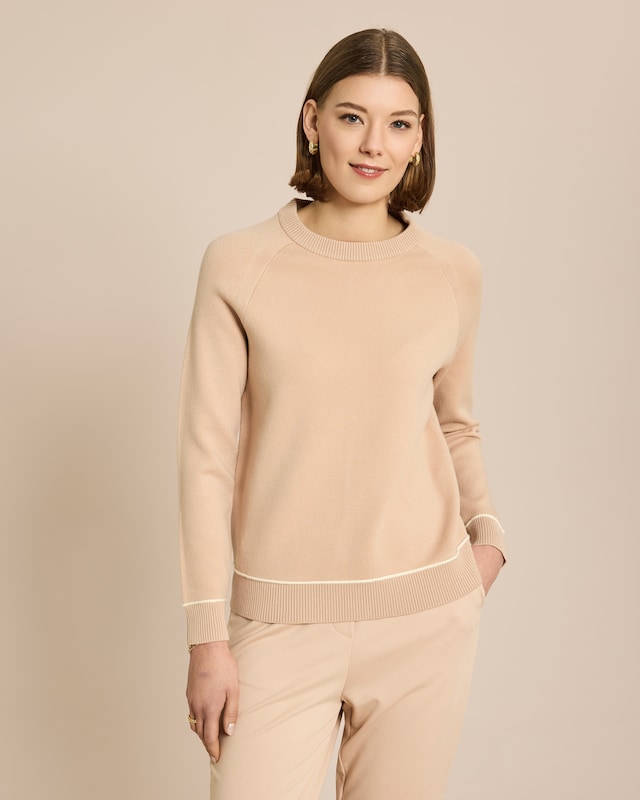 Pullover mit Kontrastdetail