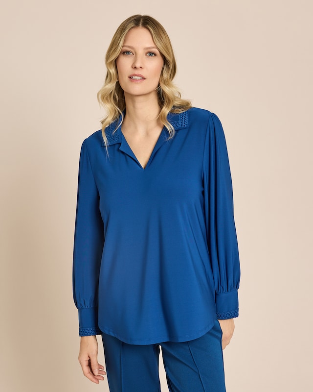 Blusenshirt mit Spitzenkragen