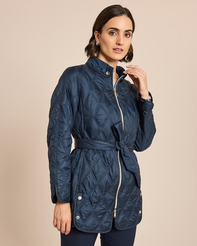 Steppmantel Light mit Gürtel