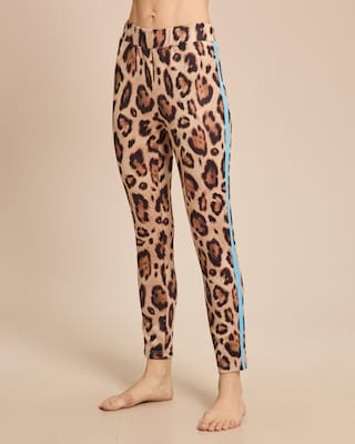 Produktabbildung 1 für Hose in Veloursoptik mit Jaguar Print