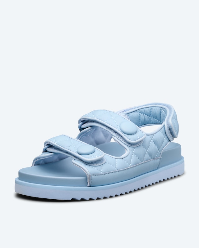 Sandale mit Steppung und Klett