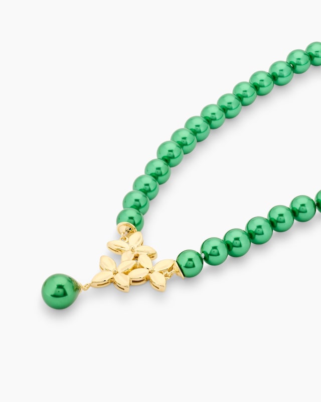 Collier mit Muschelkernperlen und Blütenanhänger