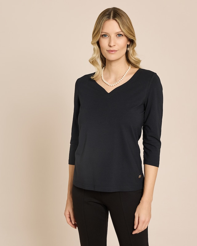 Shirt mit Herzausschnitt