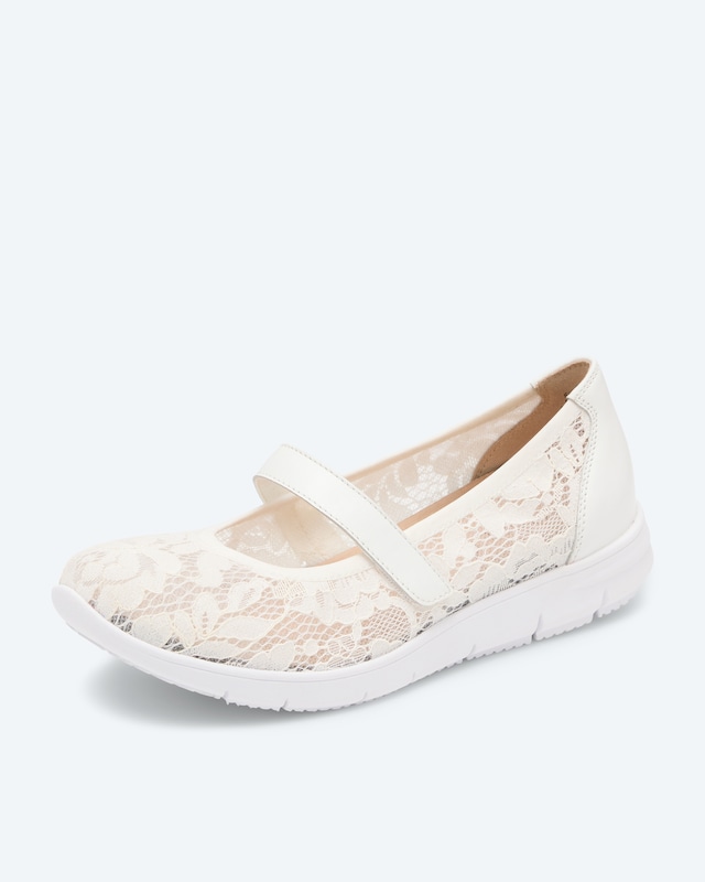 Ballerina mit Spitze