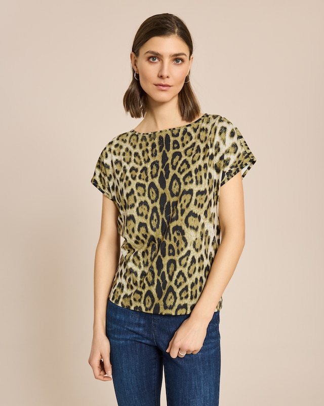 Shirt mit U-Boot-Ausschnitt