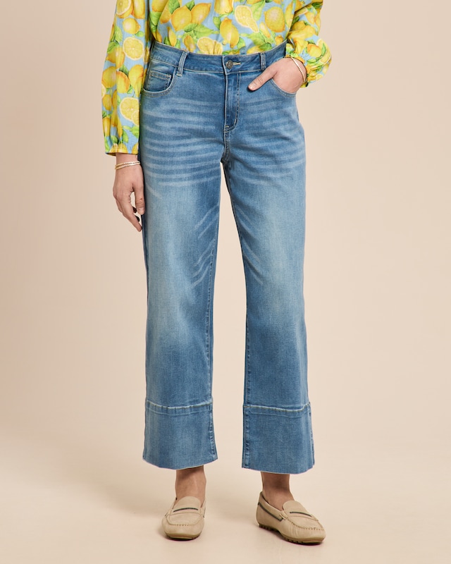 Jeans mit breitem Saumabschluss