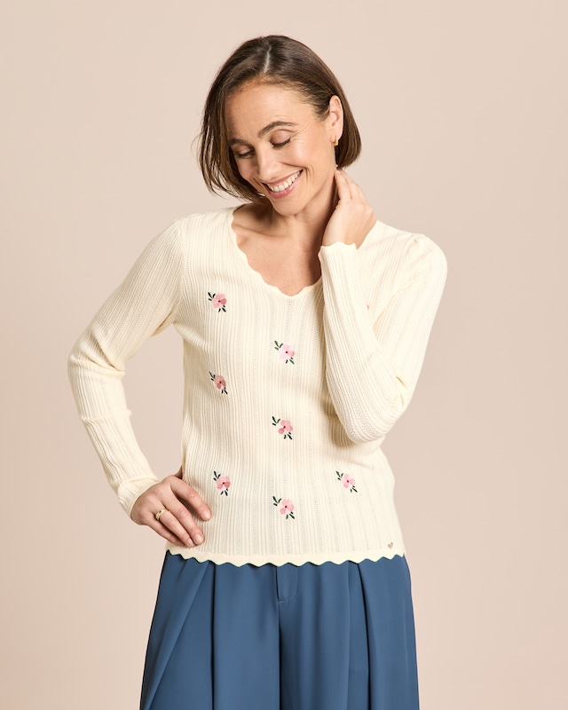 Strickshirt mit Stickerei