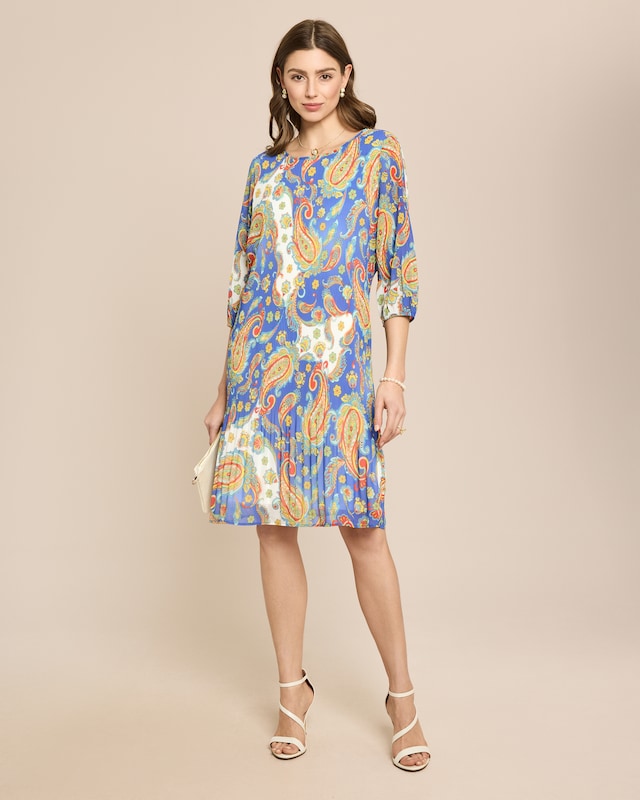 Sommerkleid mit Plissee und Paisley