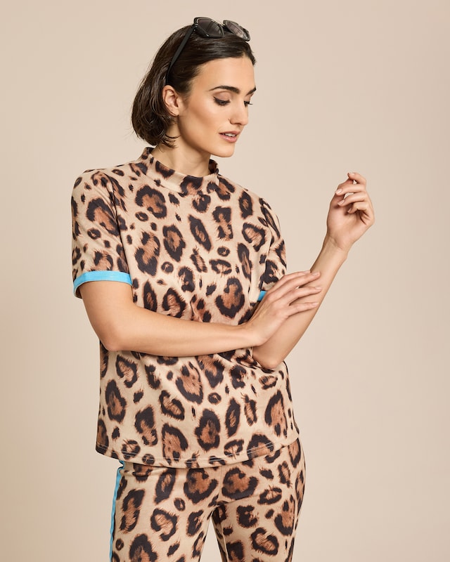 Shirt in Veloursoptik mit Jaguar-Print