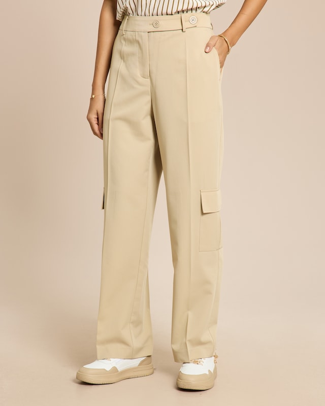 Hose mit Taschen