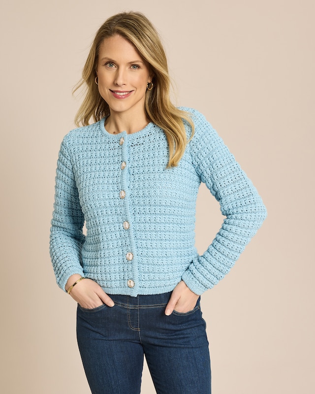 Strickjacke mit Schmucknöpfen