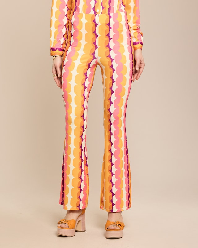 Hose mit Schlag und Exklusivdruck