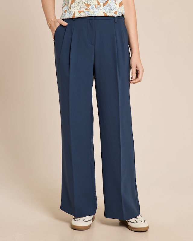 Fließende Hose mit Bundfalte