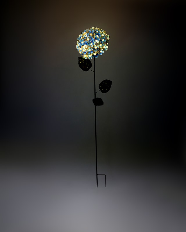 LED-Solar-Gartenstecker "Hortensie"