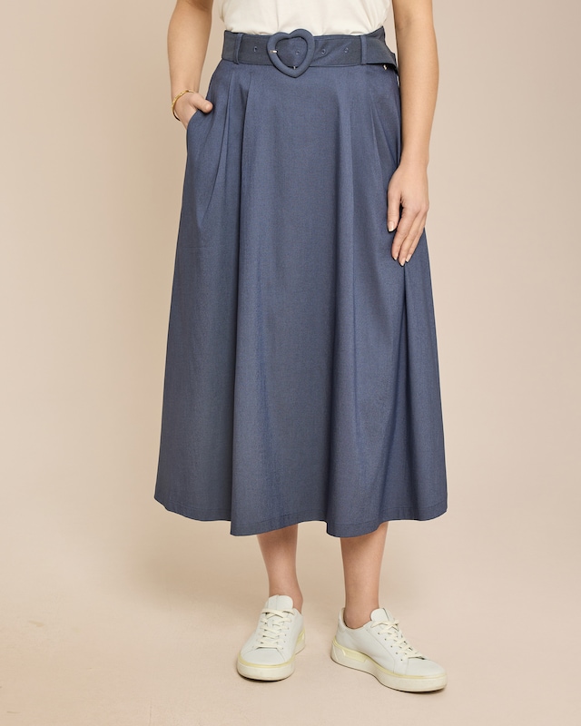 Rock mit Gürtelschnalle in Herzform