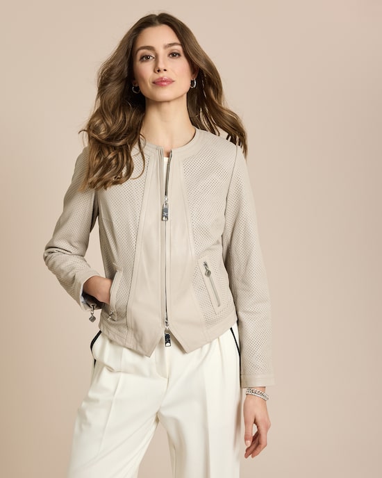 Produktabbildung für Lederjacke mit Perforation