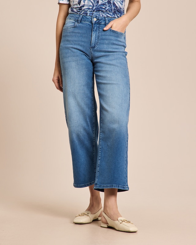 Hose mit weitem Bein und Stickerei