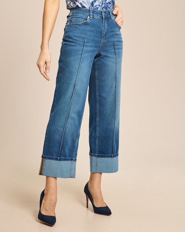 Cropped Wide Leg Jeans