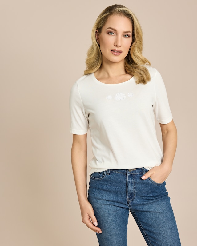 Shirt mit Stickereien und Strassapplikationen