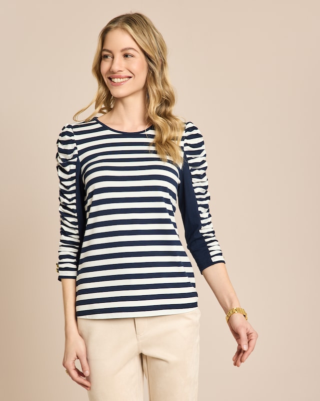 Gestreiftes Shirt mit gerafftem Ärmel