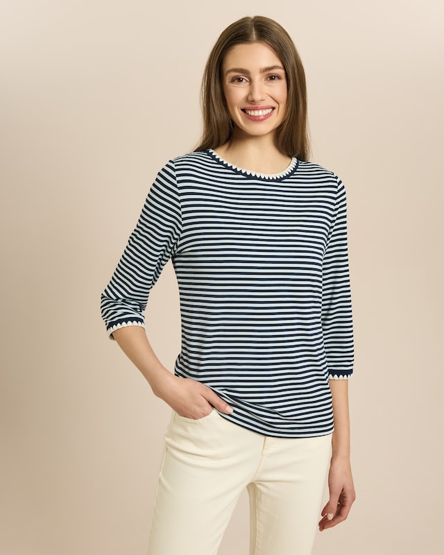 Shirt geringelt mit Zierstickerei