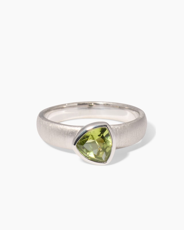 Ring mit Peridot