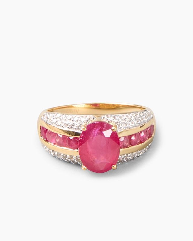 Ring mit Sambia-Rubin