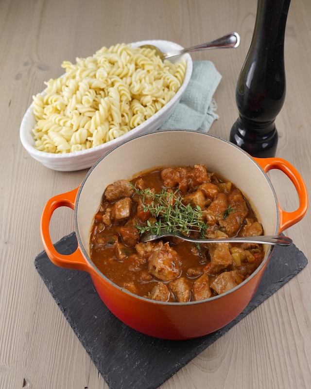 Brauhausgulasch, 900 g