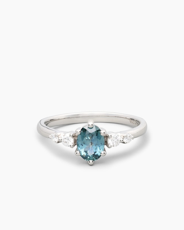 Ring mit Montana Saphir & Brillanten